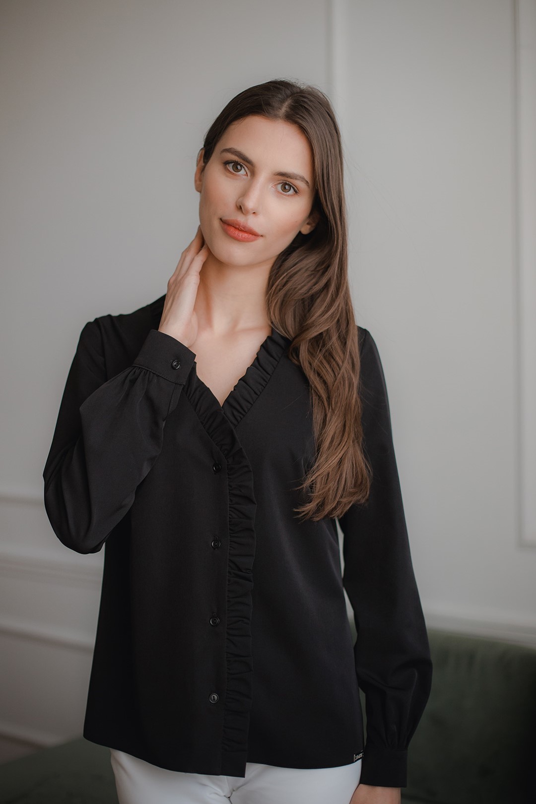 Blouse L077 Black XL
